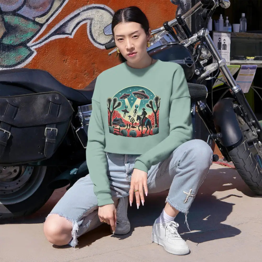 ’Cosmic Cowboy’ Double R Western’s Women’s Cropped Sweatshirt Sweatshirt