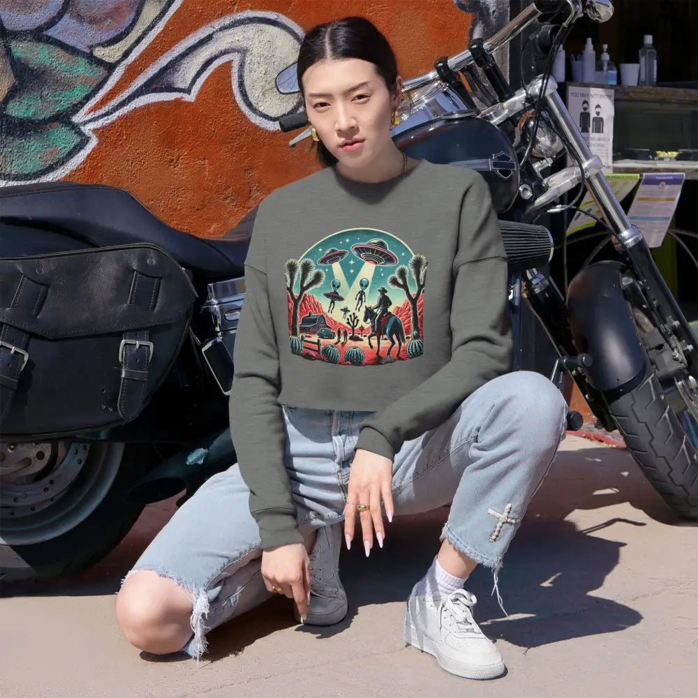 ’Cosmic Cowboy’ Double R Western’s Women’s Cropped Sweatshirt Sweatshirt