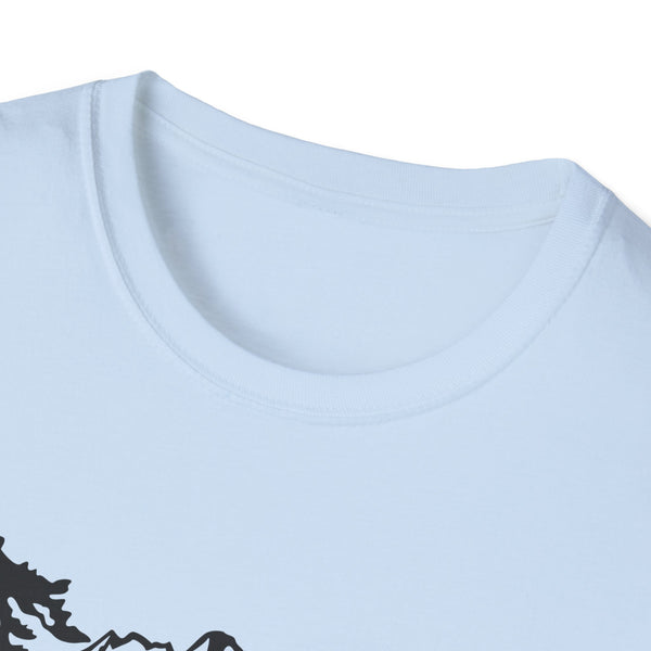 Light blue crew neck T-shirt neckline, short sleeves