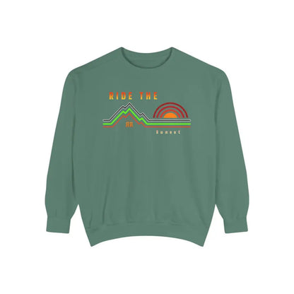 ’Ride the Sunset’ Double R western’s Dyed Sweatshirt Light Green / S Sweatshirt