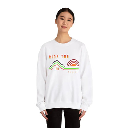 ’Ride the sunset’ Double R Western’s Women’s Heavy Blend™ Crewneck Sweatshirt - Sweatshirt