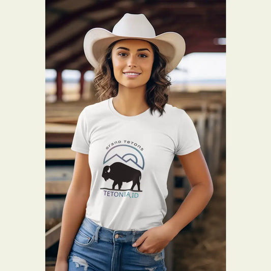 ’Teton Free’ - Double R Western’s™ - Women’s Softstyle T-Shirt - T-Shirt
